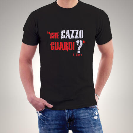 Ma che cazzo guardi? - Z. Ibrahimovic - Milan -  T-Shirt - Calcio